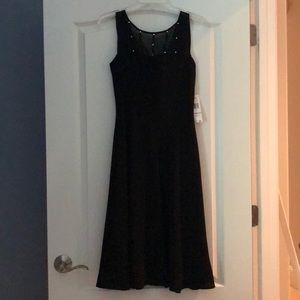 EVAN-PICONE black dress size 6 NWT